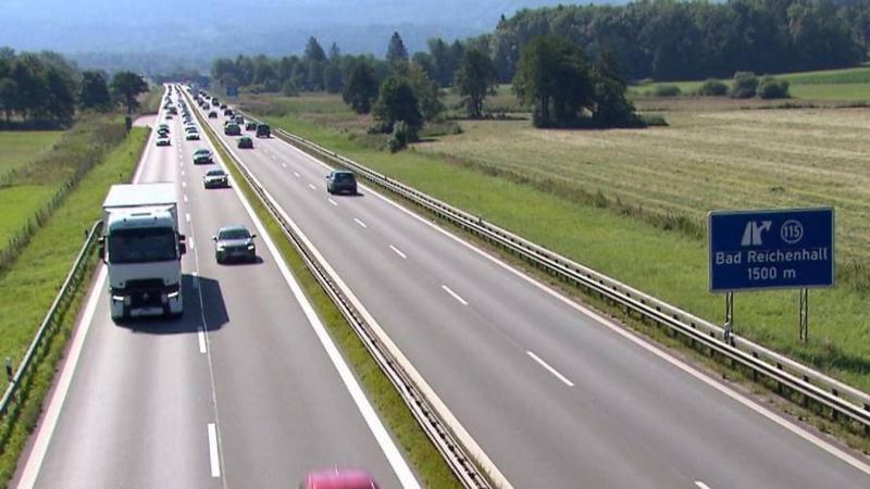 Az osztrák autópálya-matrica áremelkedésen és változásokon megy keresztül - nézd meg, milyen új árakkal számolhatunk!