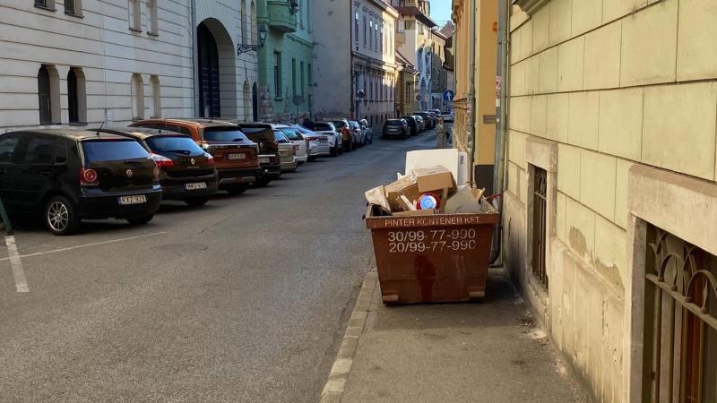 Figyelem! Pécs belvárosában különös és életveszélyes felfedezéseket tettünk (VIDEÓ)