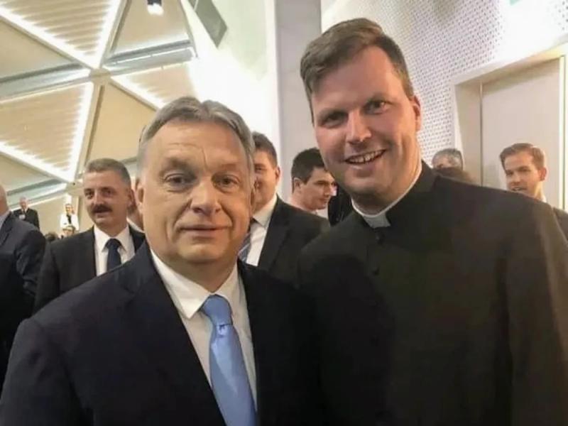 Szerdán Orbán Viktor találkozott a pápával.