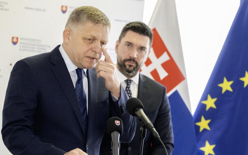 Fico úgy véli, hogy az agrárszektor helyzete stabil, azonban a gyanús kifizetésekkel kapcsolatos botrányokra nem ad választ.