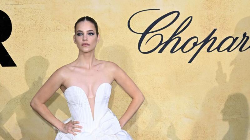 A filmek mellett Palvin Barbara ragyogott a legfényesebben Cannes-ban, elrabolva a reflektorfényt! Nézd meg a galériát!