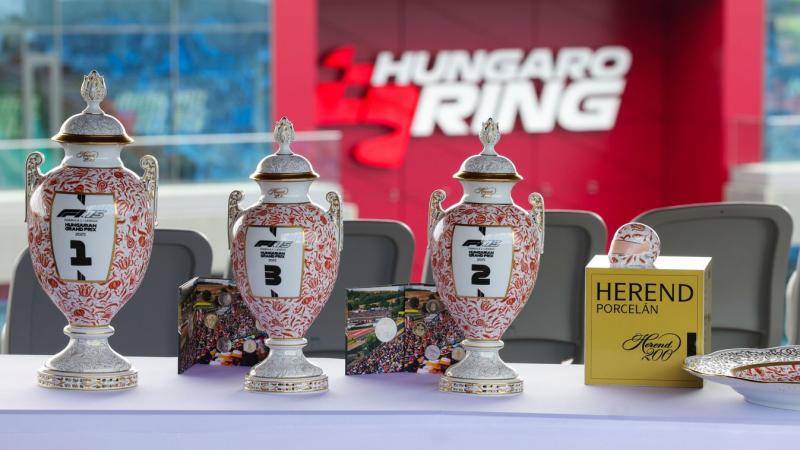 Hungaroring: Bernie Ecclestone látogatása; a kiválasztottak idén is Herendi serlegekkel gazdagodnak!