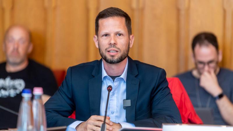 Tordai Bence sikeresen megnyerte az első fokú pert a hatvanpusztai műemlékrombolás ügyében.