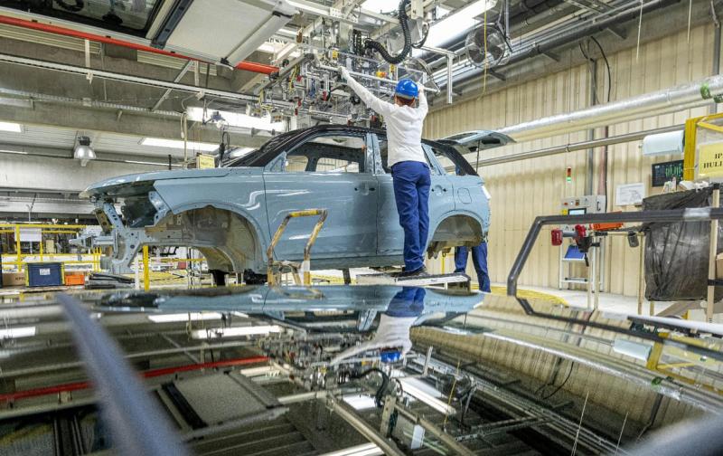 A magyar ipar teljesítménye azért maradt stabil, mert tavalyhoz képest egy nappal több munkanapot tudtunk ledolgozni.