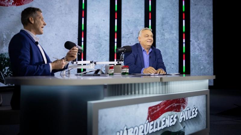 Orbán Viktor: Ma Magyarországon kihívás baloldalinak lenni! + videó

A miniszterelnök véleménye szerint a jelenlegi politikai helyzetben különösen nehéz a baloldali értékek képviselete. A videóban részletesen kifejti a modern politikai tájképet és a balol