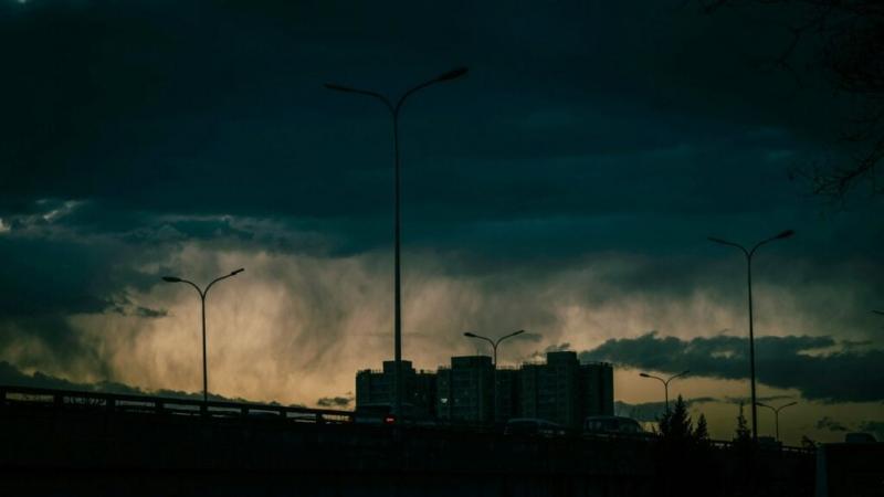 Riasztás! Másodfokú zivatarveszélyt hirdettek ki! Készüljünk fel a viharos időjárásra!